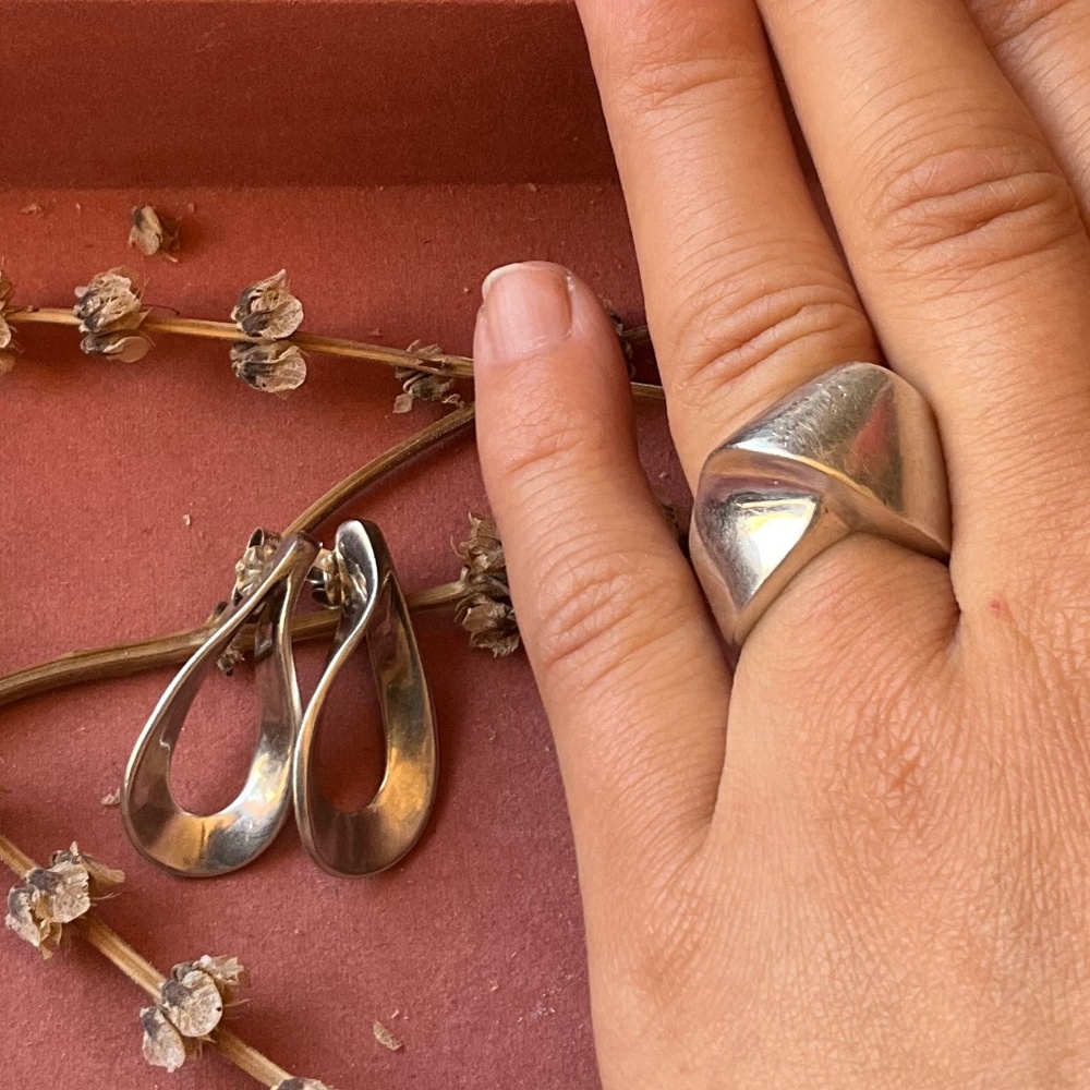 VNTG RD Sterling Silver Earrings and Ring Set - Picture 5 of 7